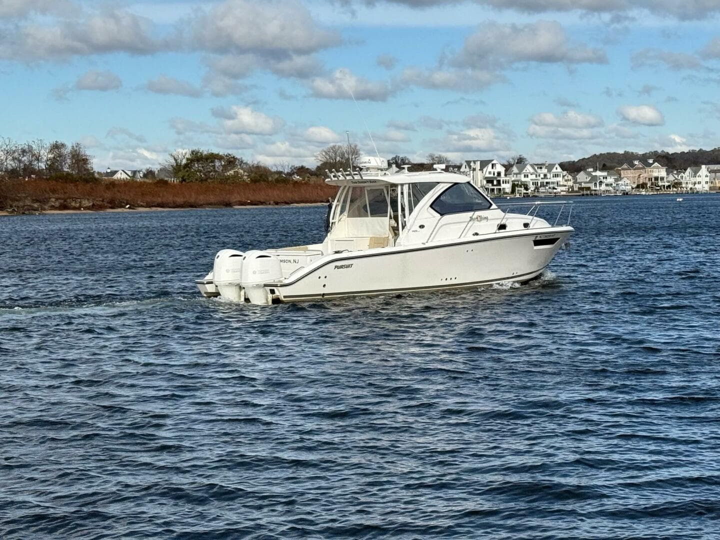 2017 Pursuit OS 325 Offshore — photo 4