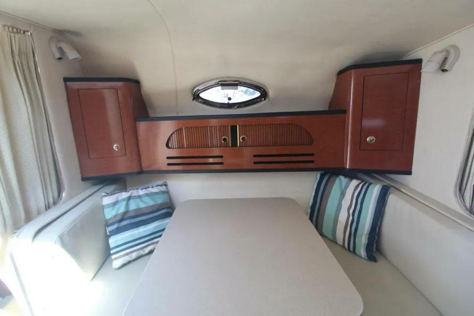 2004 Sea Ray 280 Sundancer — photo 15
