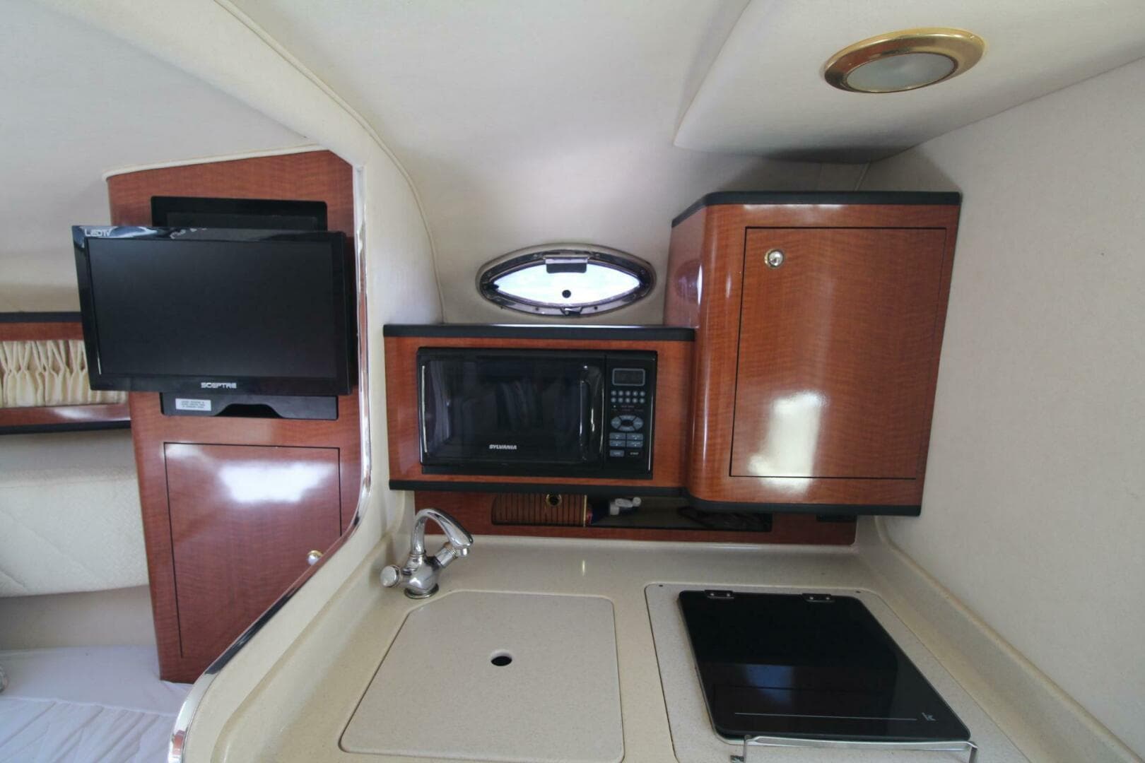 2004 Sea Ray 280 Sundancer — photo 19