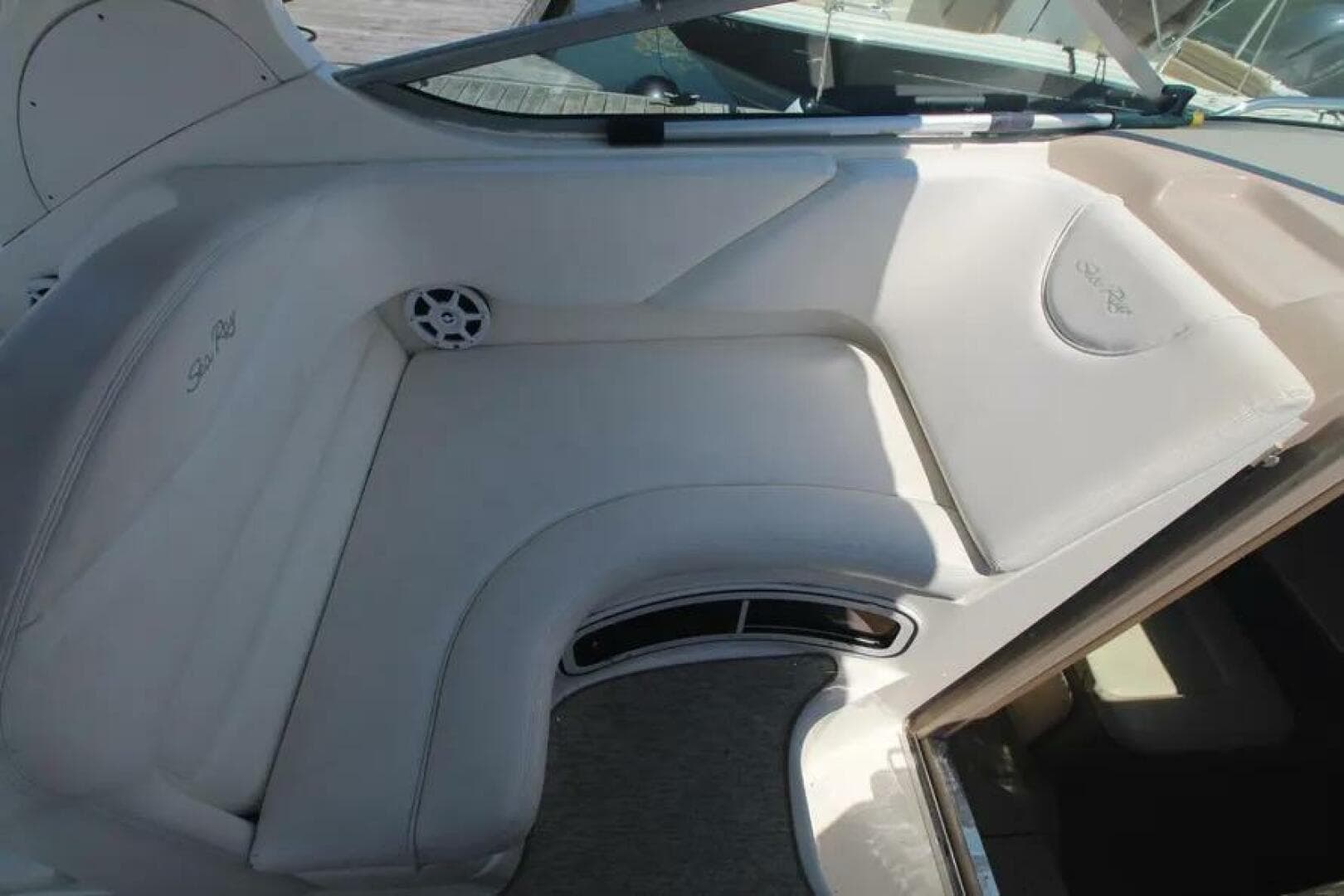 2004 Sea Ray 280 Sundancer — photo 4