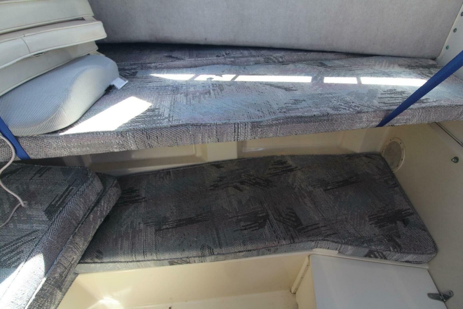 1992 Grady-White Gulfstream 232 — photo 17