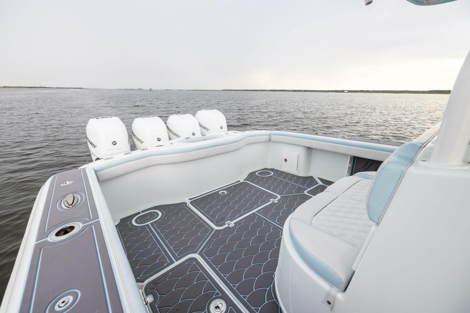 2018 Yellowfin — photo 31