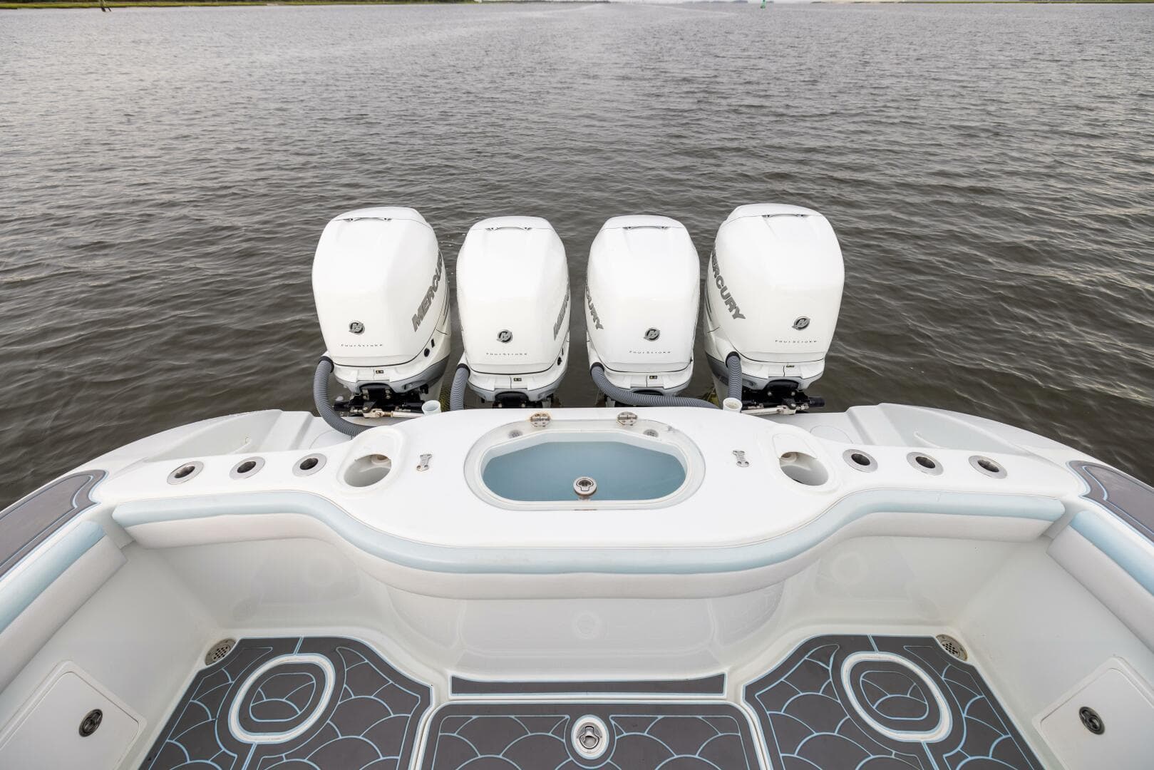 2018 Yellowfin — photo 32