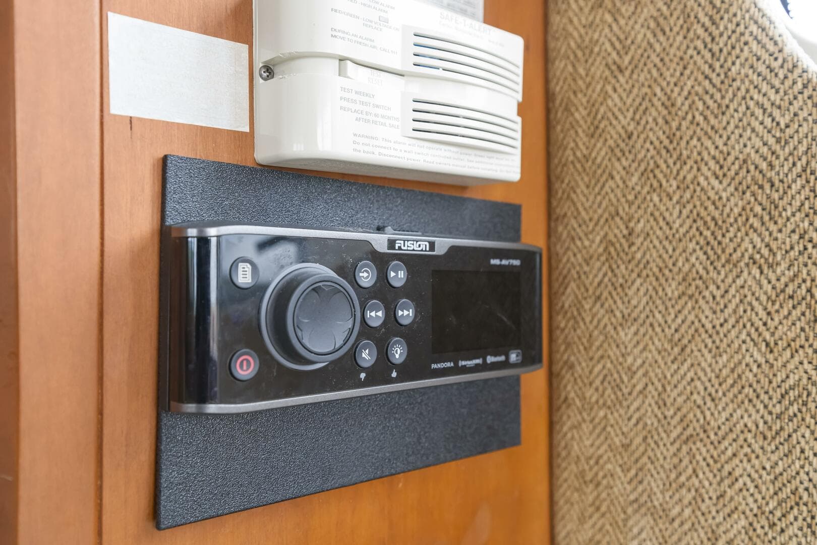 2005 Silverton 34 Convertible — photo 18