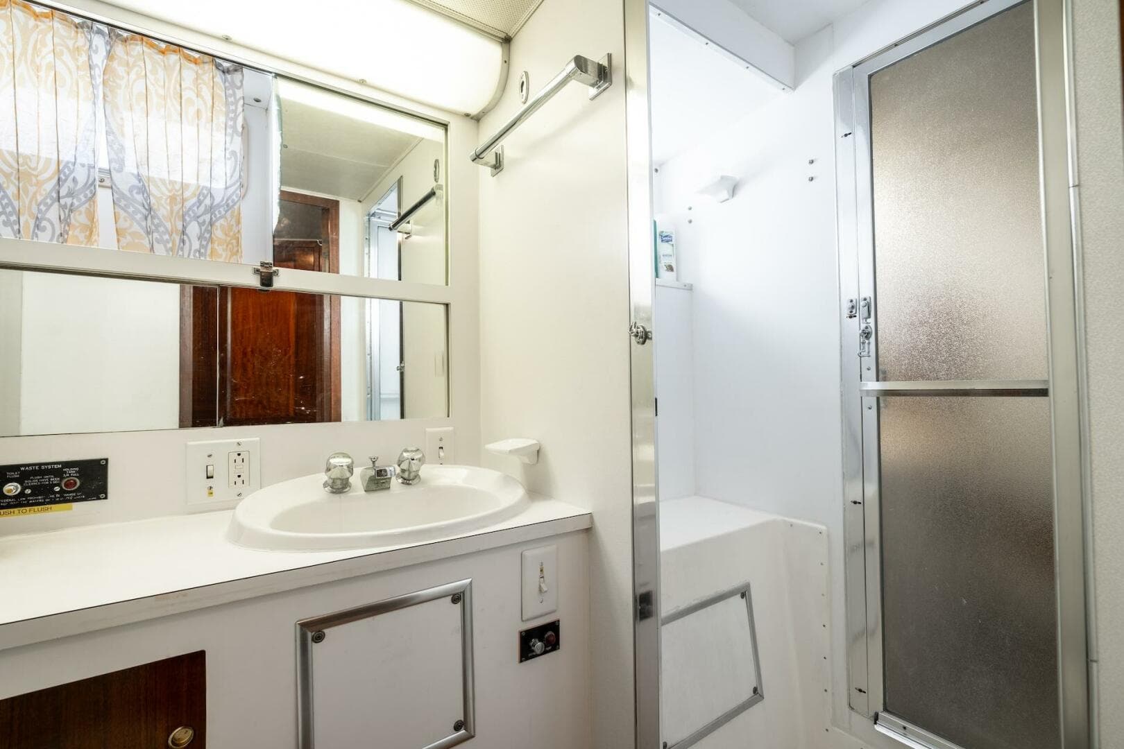 1978 Hatteras 53 Yacht Fisherman — photo 71