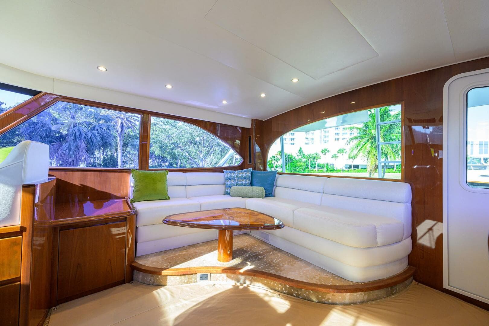 2014 Viking Enclosed Bridge — photo 45