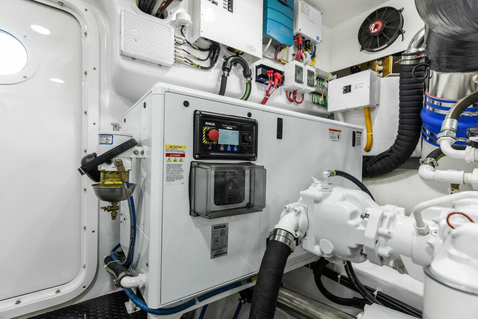 2026 Viking 82 Convertible — photo 148