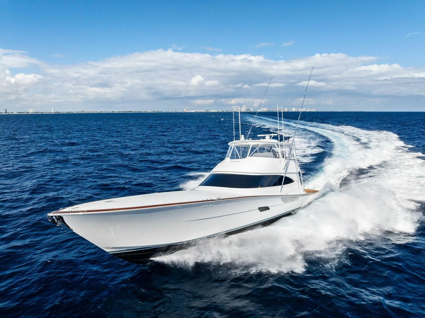 2026 Viking 82 Convertible — photo 157
