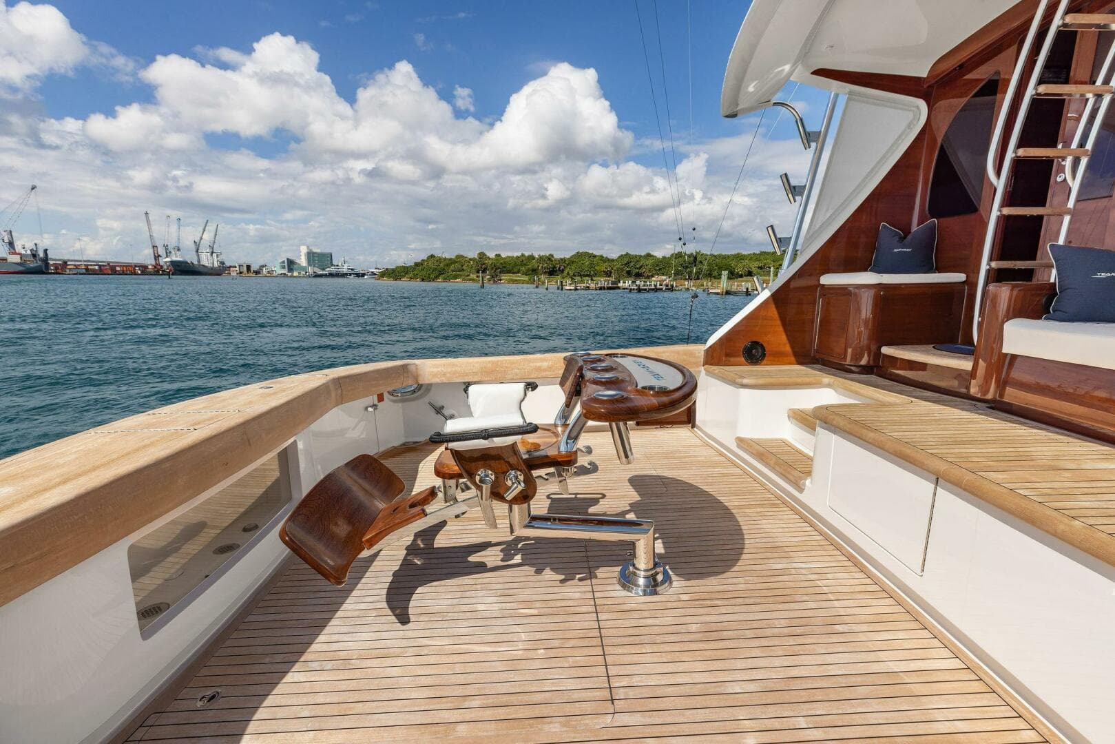 2026 Viking 82 Convertible — photo 119