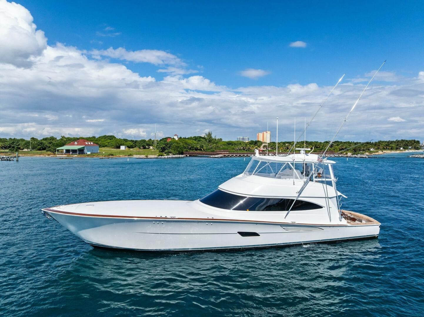 2026 Viking 82 Convertible — photo 179