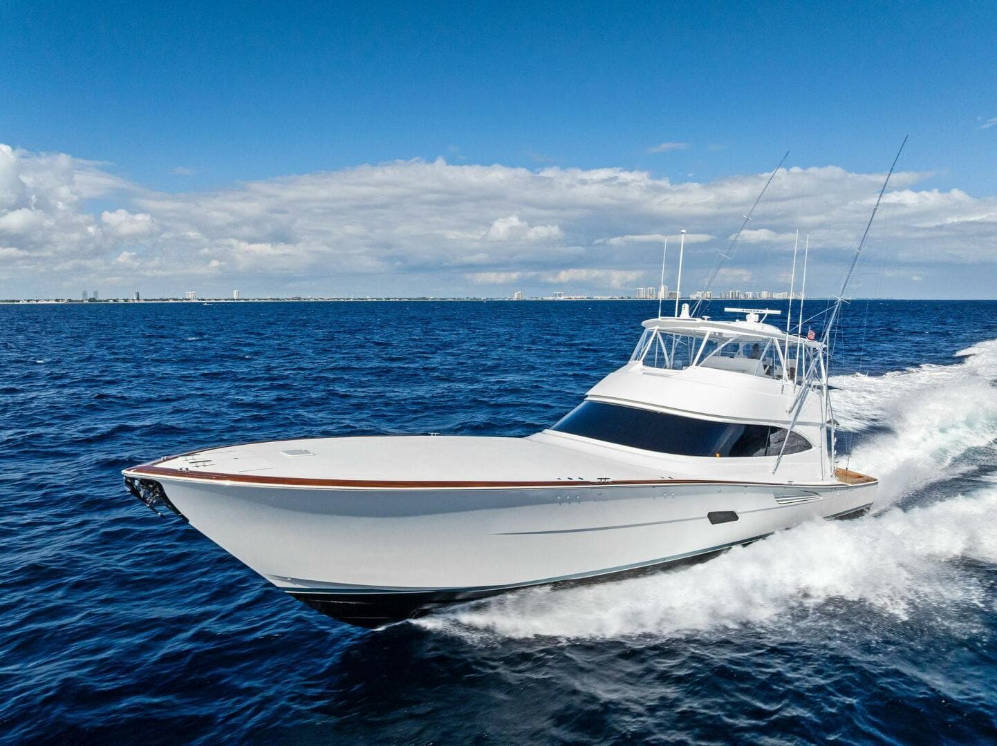 2026 Viking 82 Convertible — photo 163