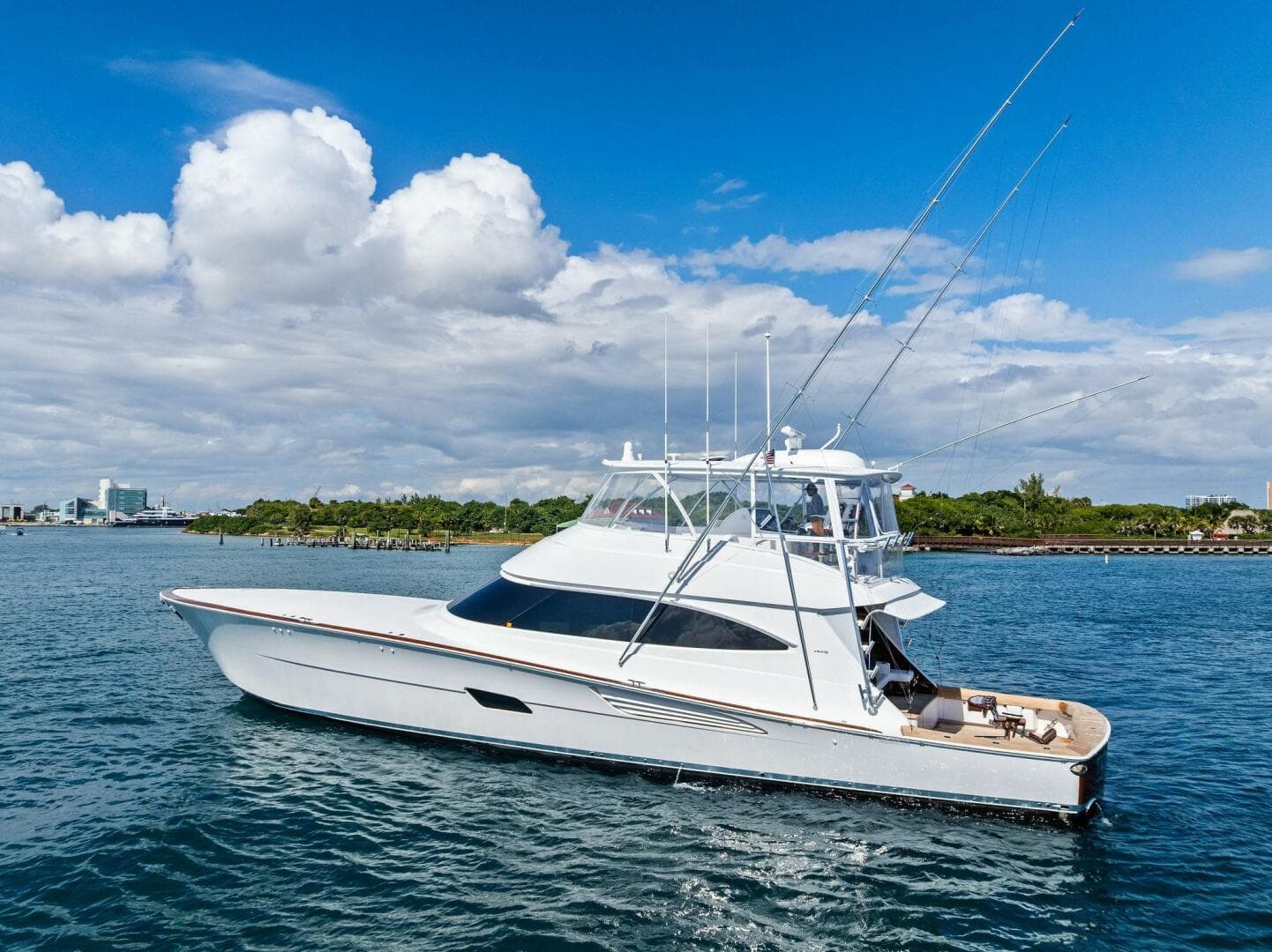 2026 Viking 82 Convertible — photo 185