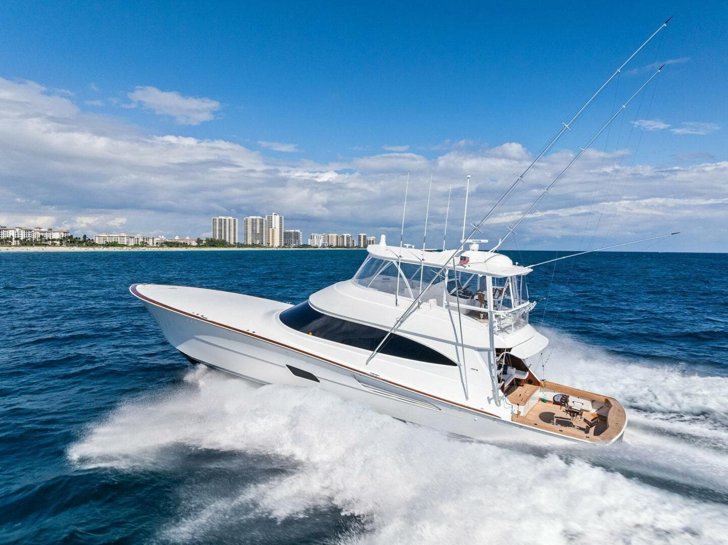 2026 Viking 82 Convertible — photo 171