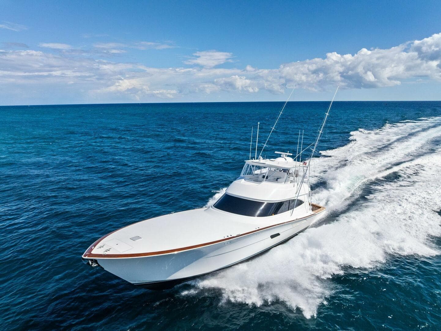 2026 Viking 82 Convertible — photo 174