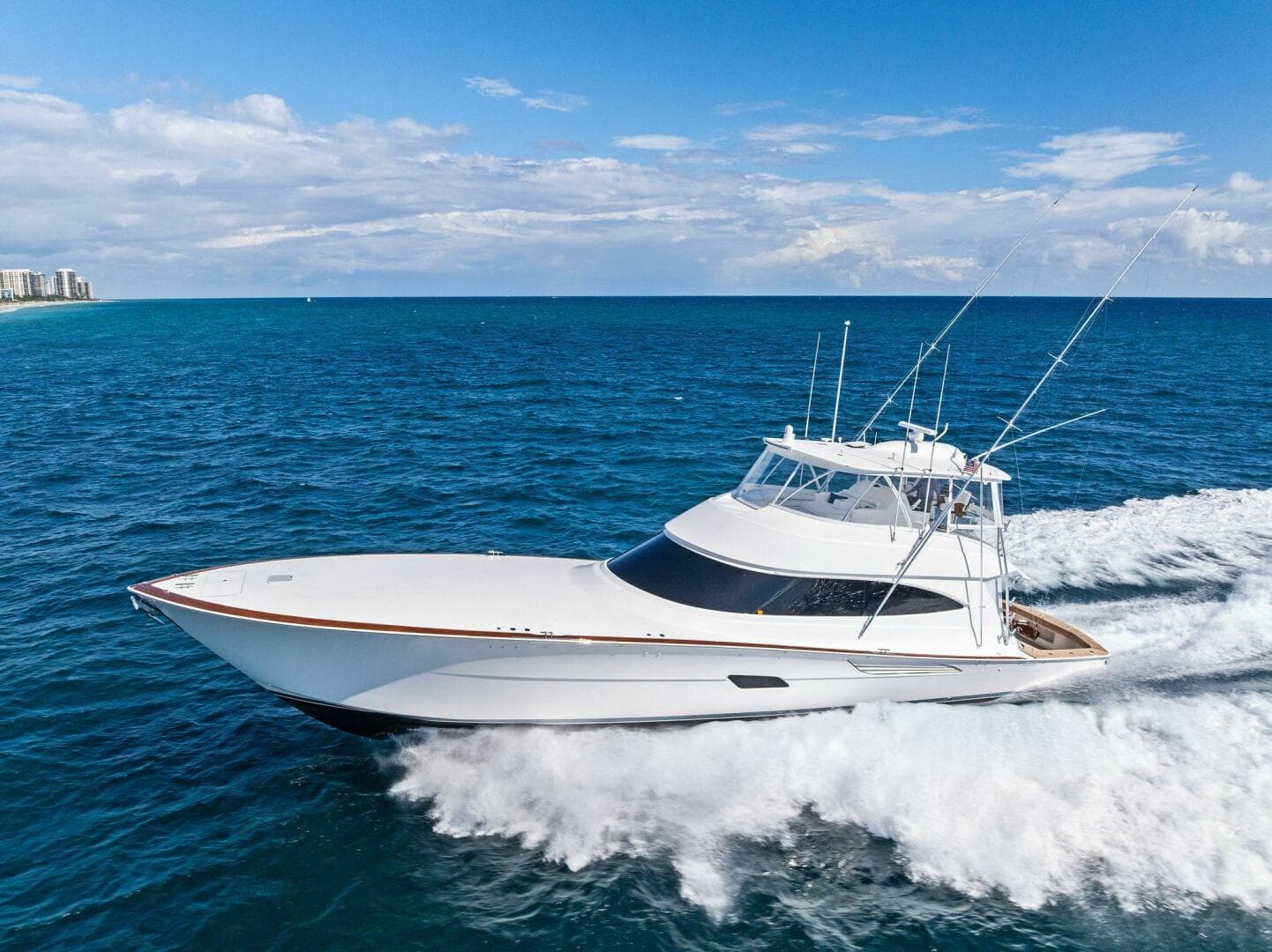 2026 Viking 82 Convertible — photo 173