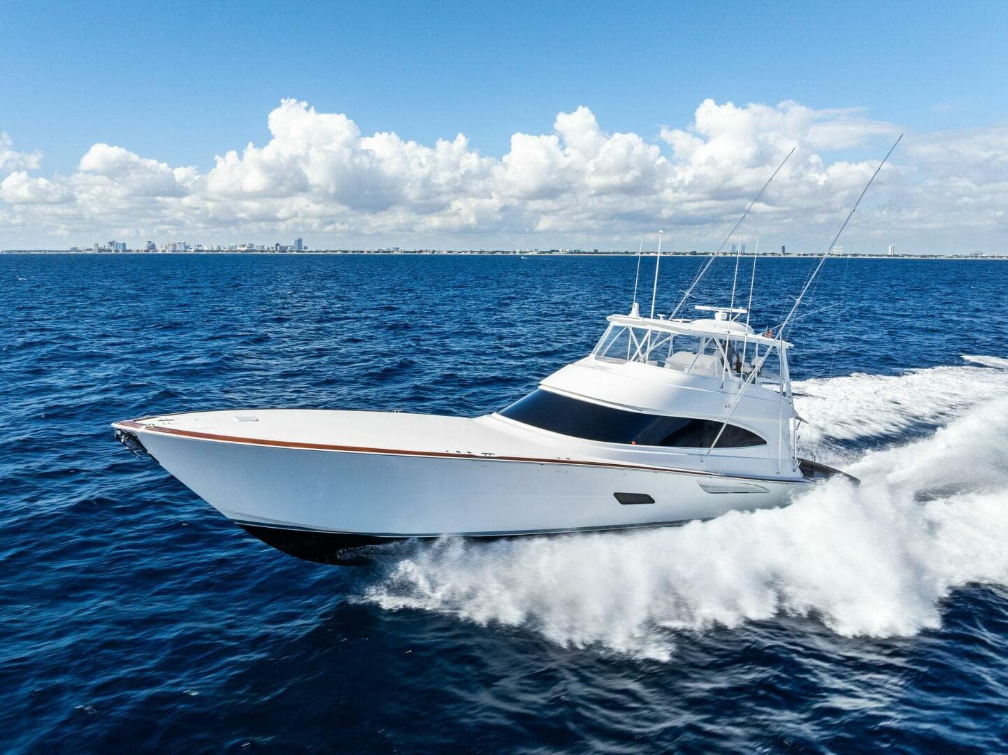 2026 Viking 82 Convertible — photo 155