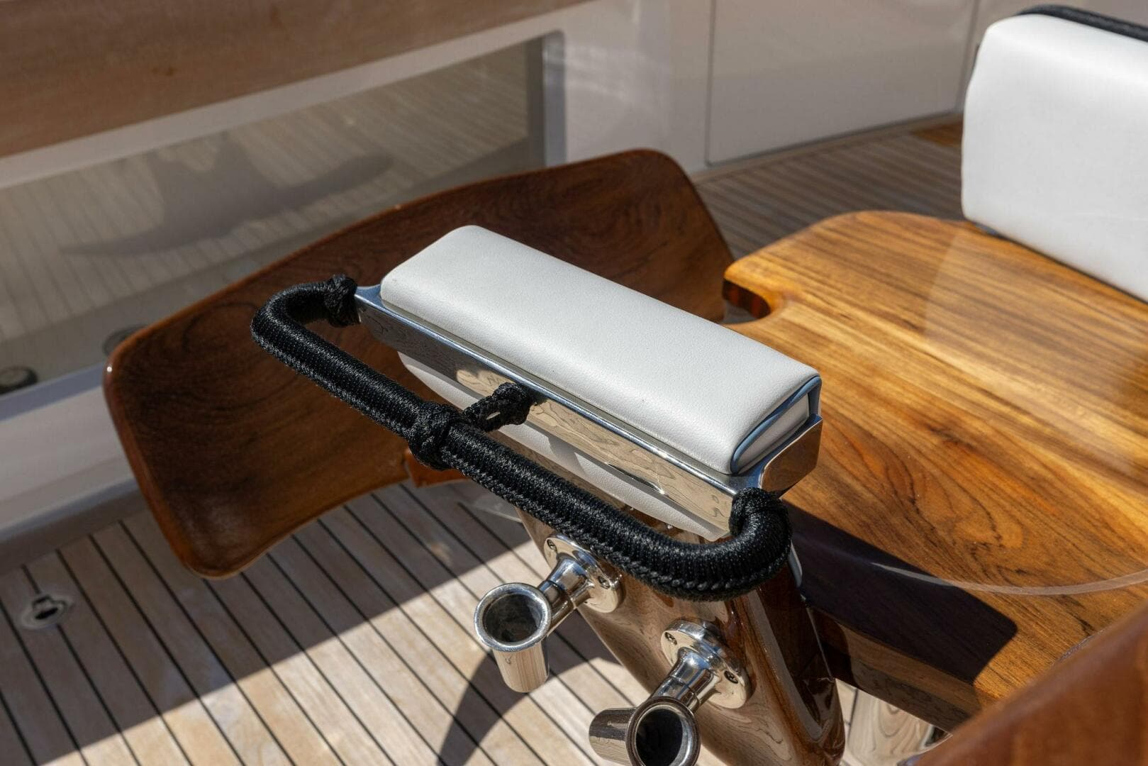 2026 Viking 82 Convertible — photo 124