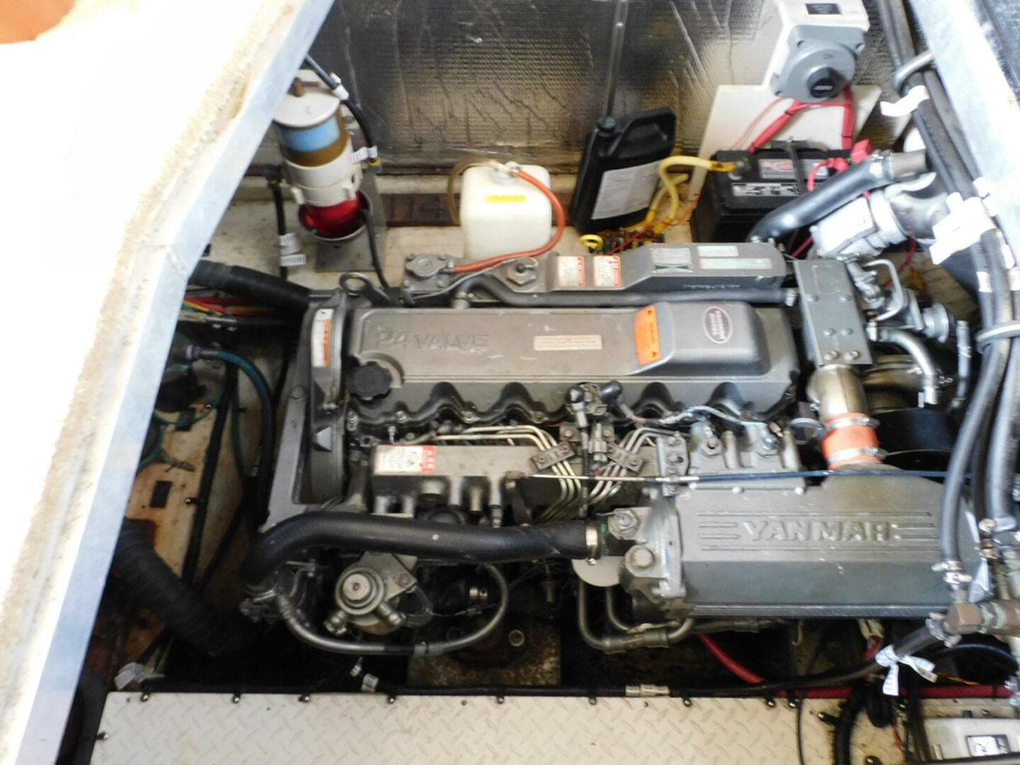 2003 Cruisers Yachts 3750 — photo 34