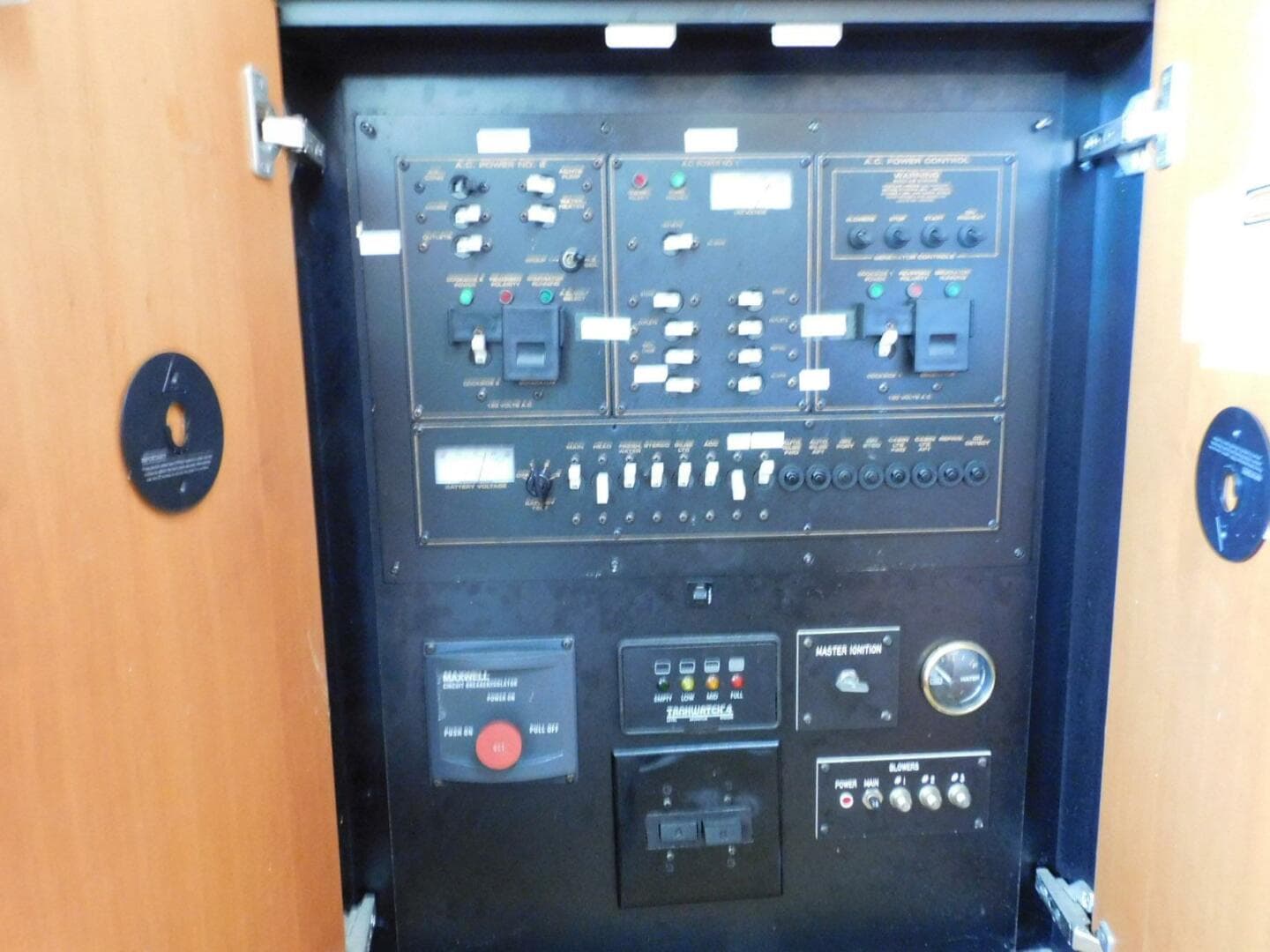 2003 Cruisers Yachts 3750 — photo 6