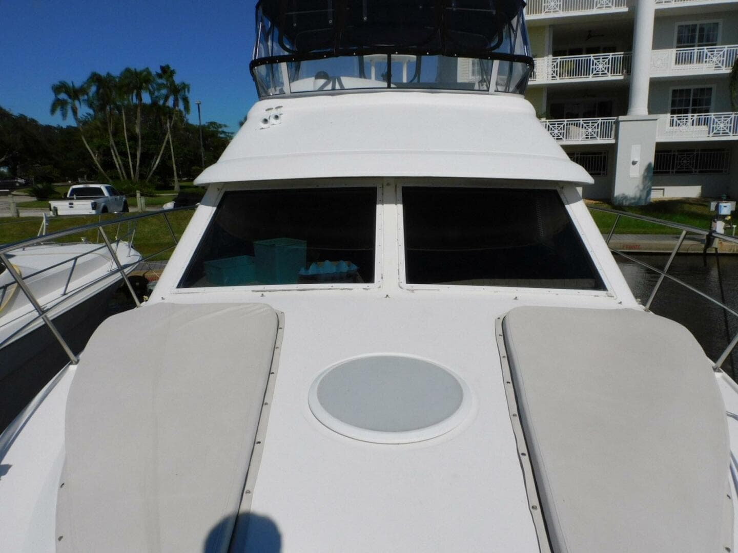 2003 Cruisers Yachts 3750 — photo 23