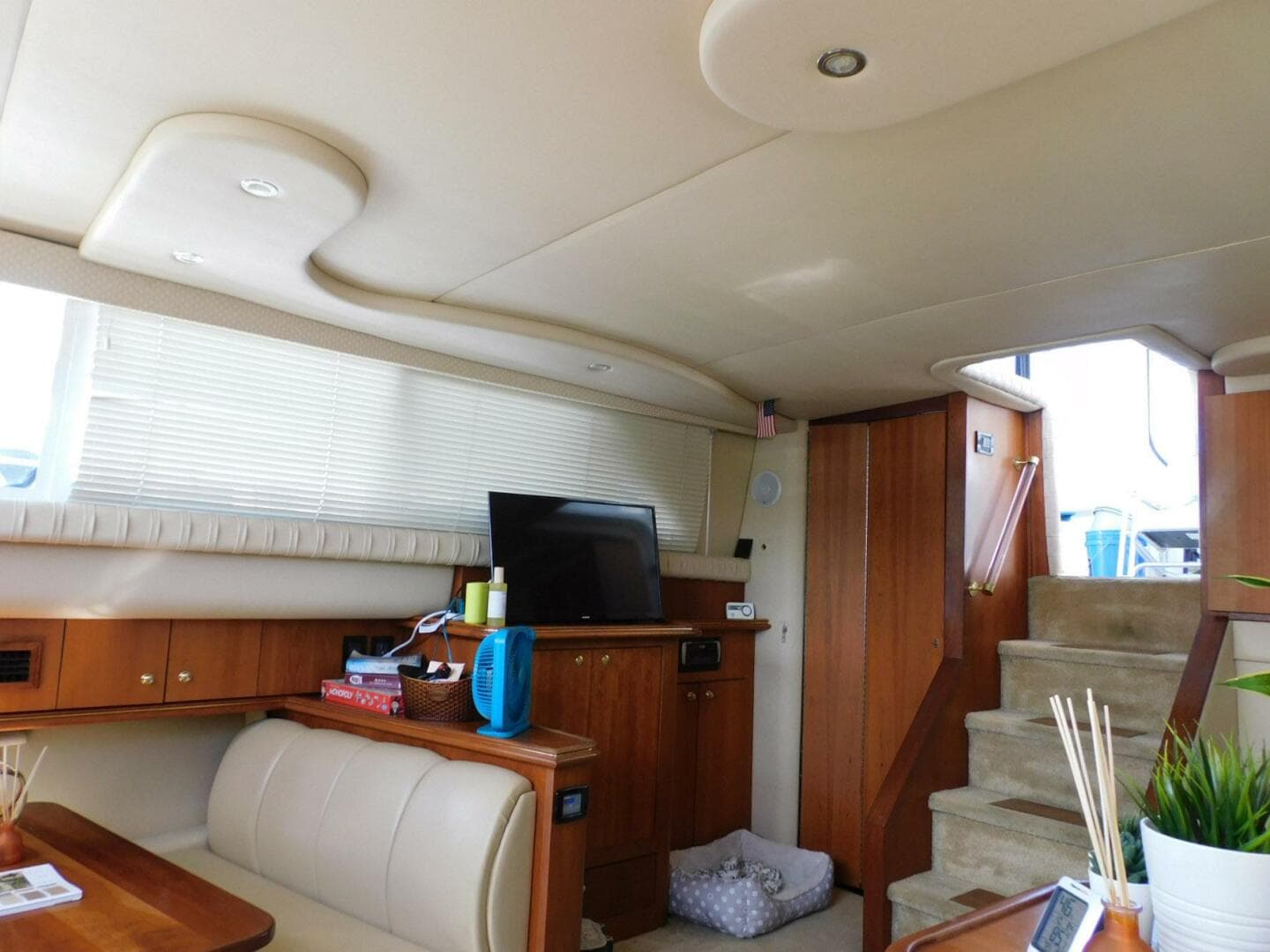 2003 Cruisers Yachts 3750 — photo 4