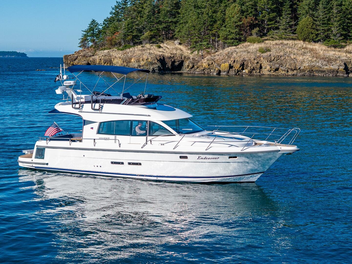 2023 Nimbus 405 Flybridge — photo 4