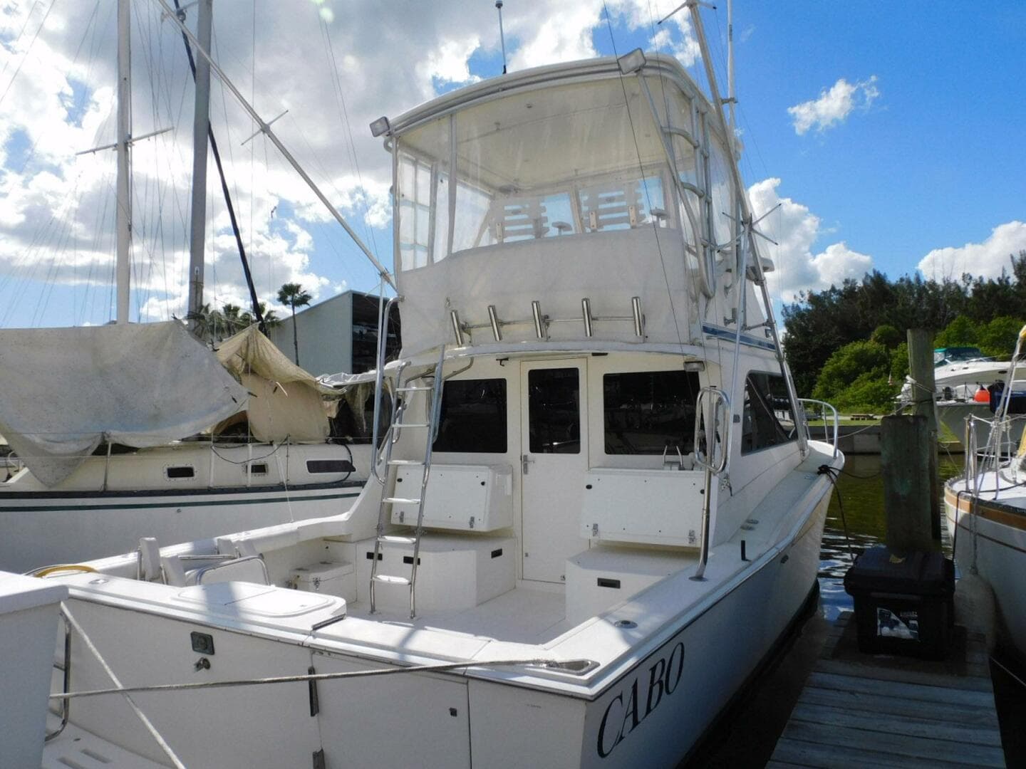 1999 Cabo 35 Flybridge Sportfisher — photo 43