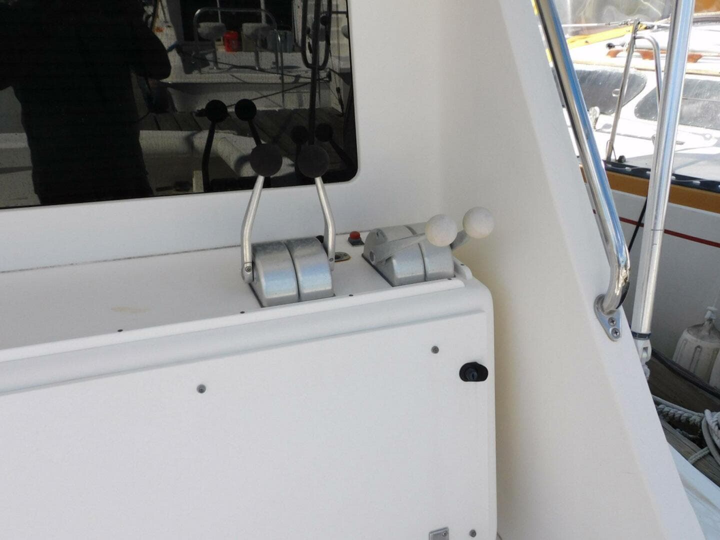 1999 Cabo 35 Flybridge Sportfisher — photo 35