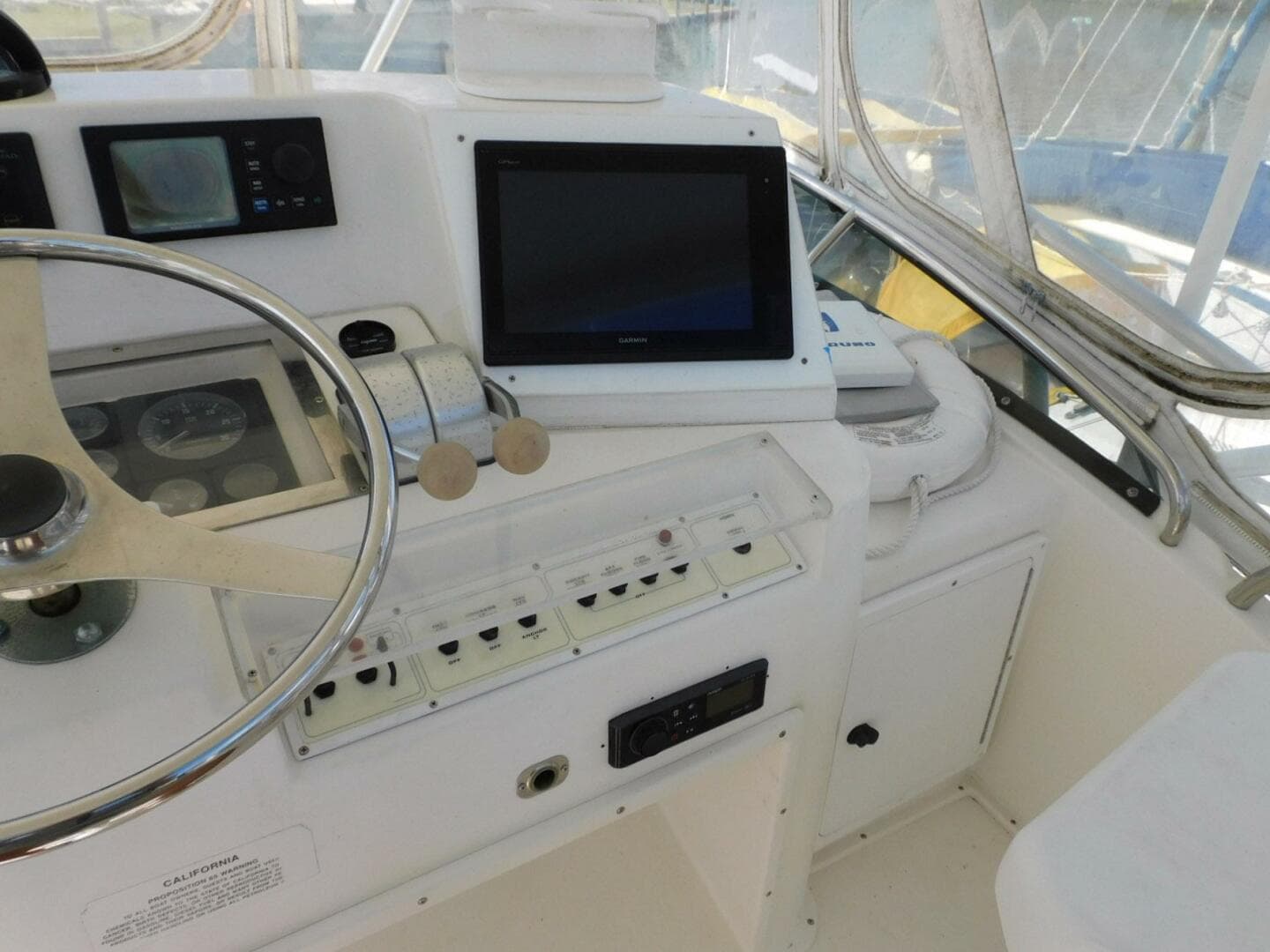 1999 Cabo 35 Flybridge Sportfisher — photo 28