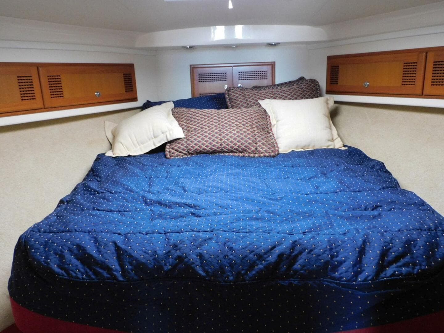 1999 Cabo 35 Flybridge Sportfisher — photo 16