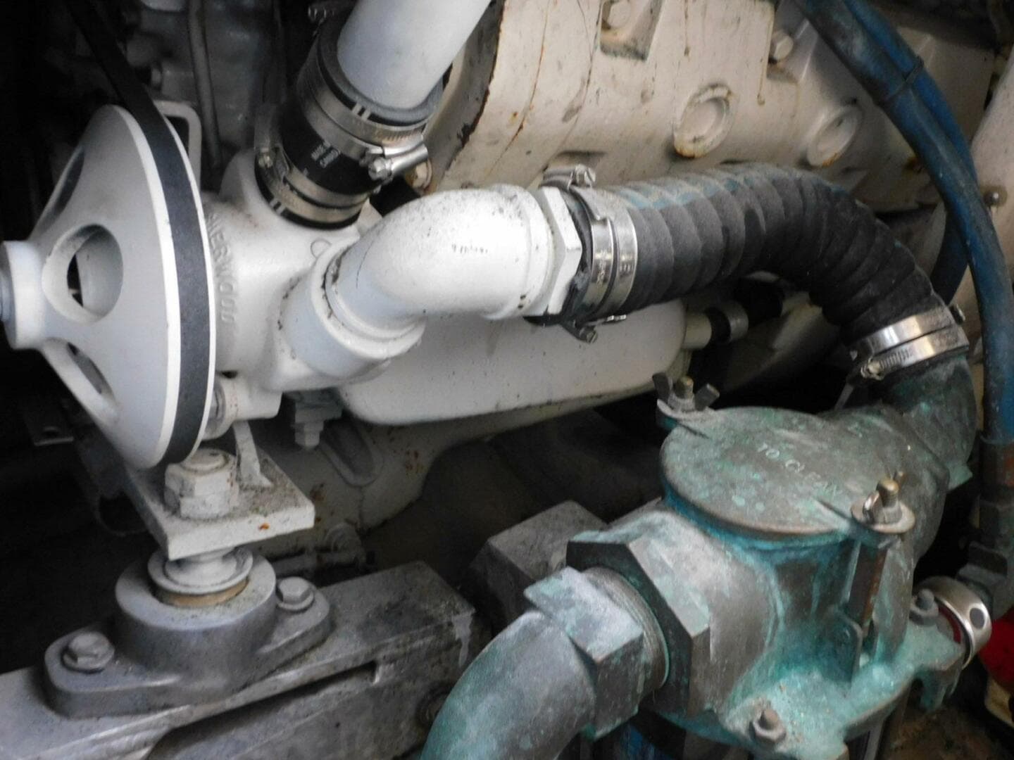 1999 Cabo 35 Flybridge Sportfisher — photo 40