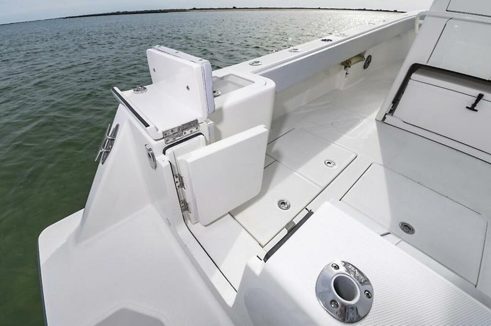 2020 Seavee 322Z — photo 30