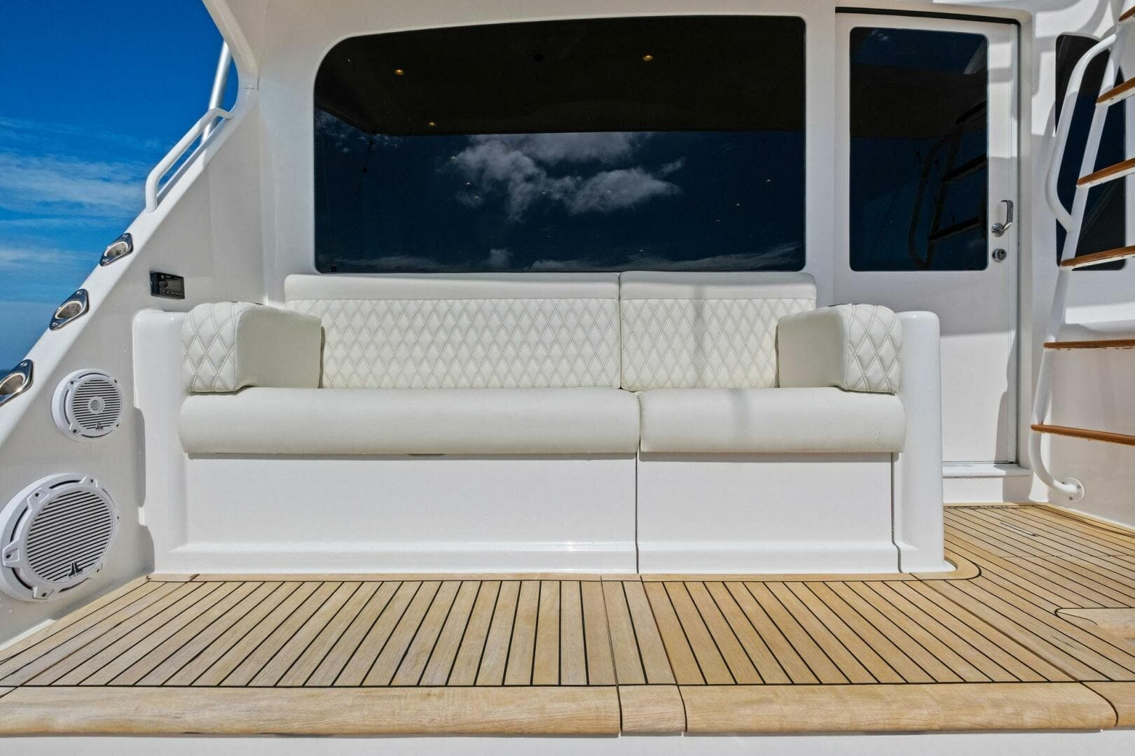 2006 Viking 56 Convertible — photo 38