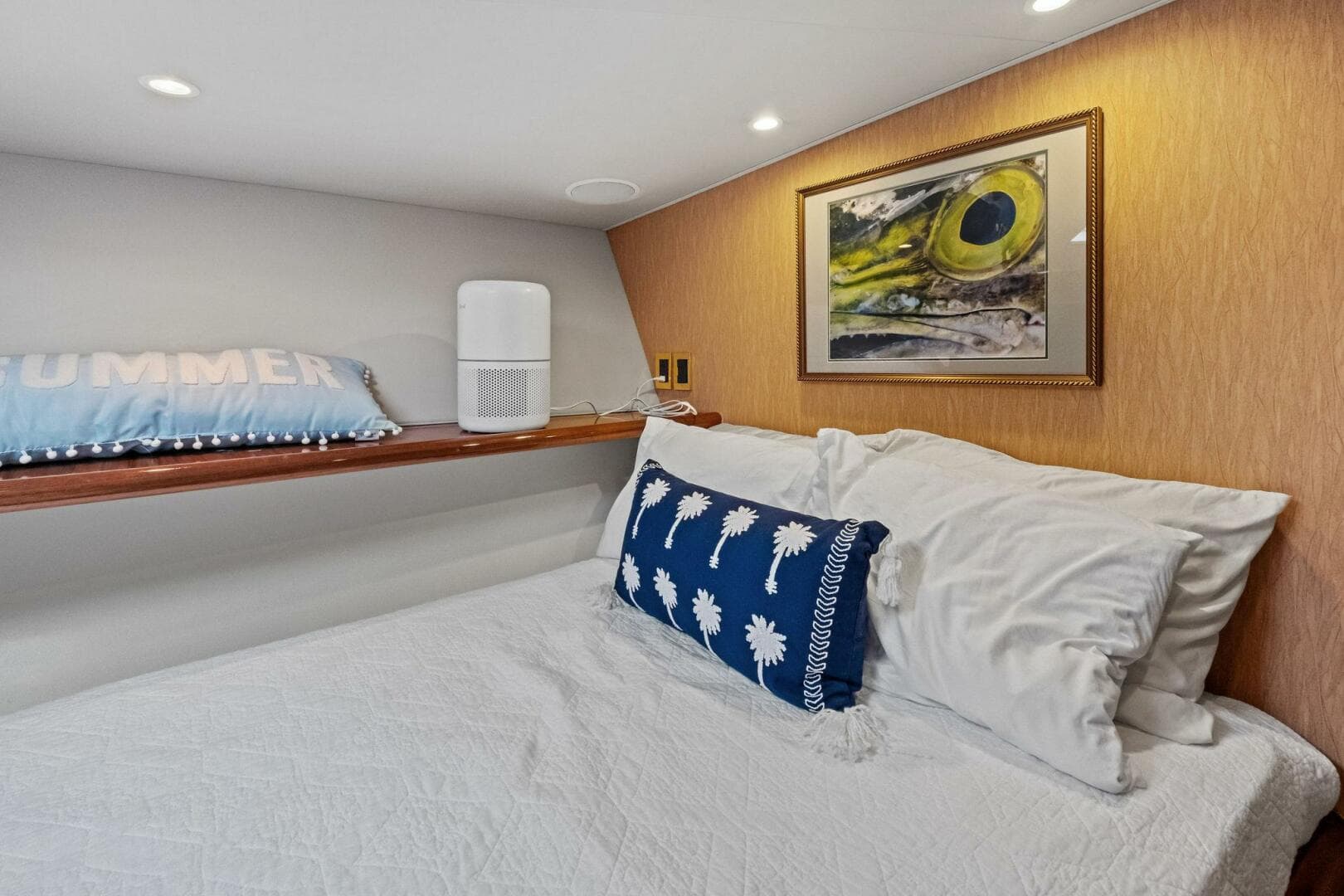 2006 Viking 56 Convertible — photo 23