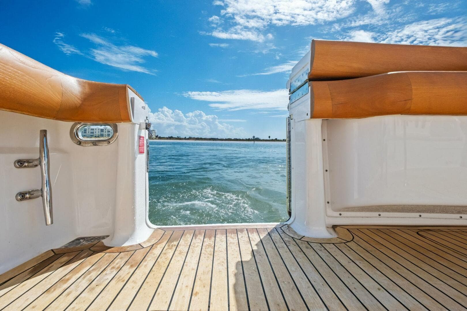 2006 Viking 56 Convertible — photo 37