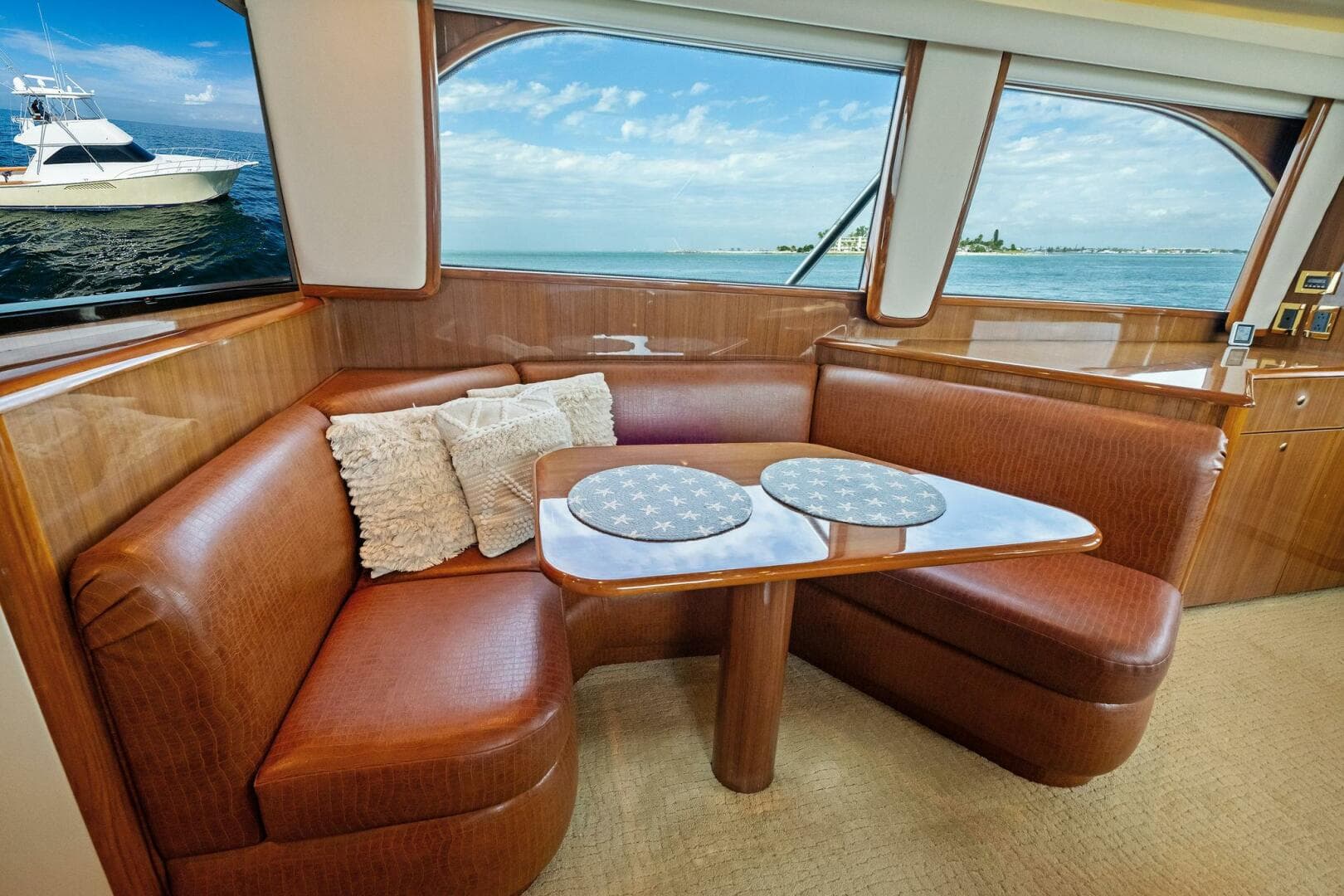 2006 Viking 56 Convertible — photo 14