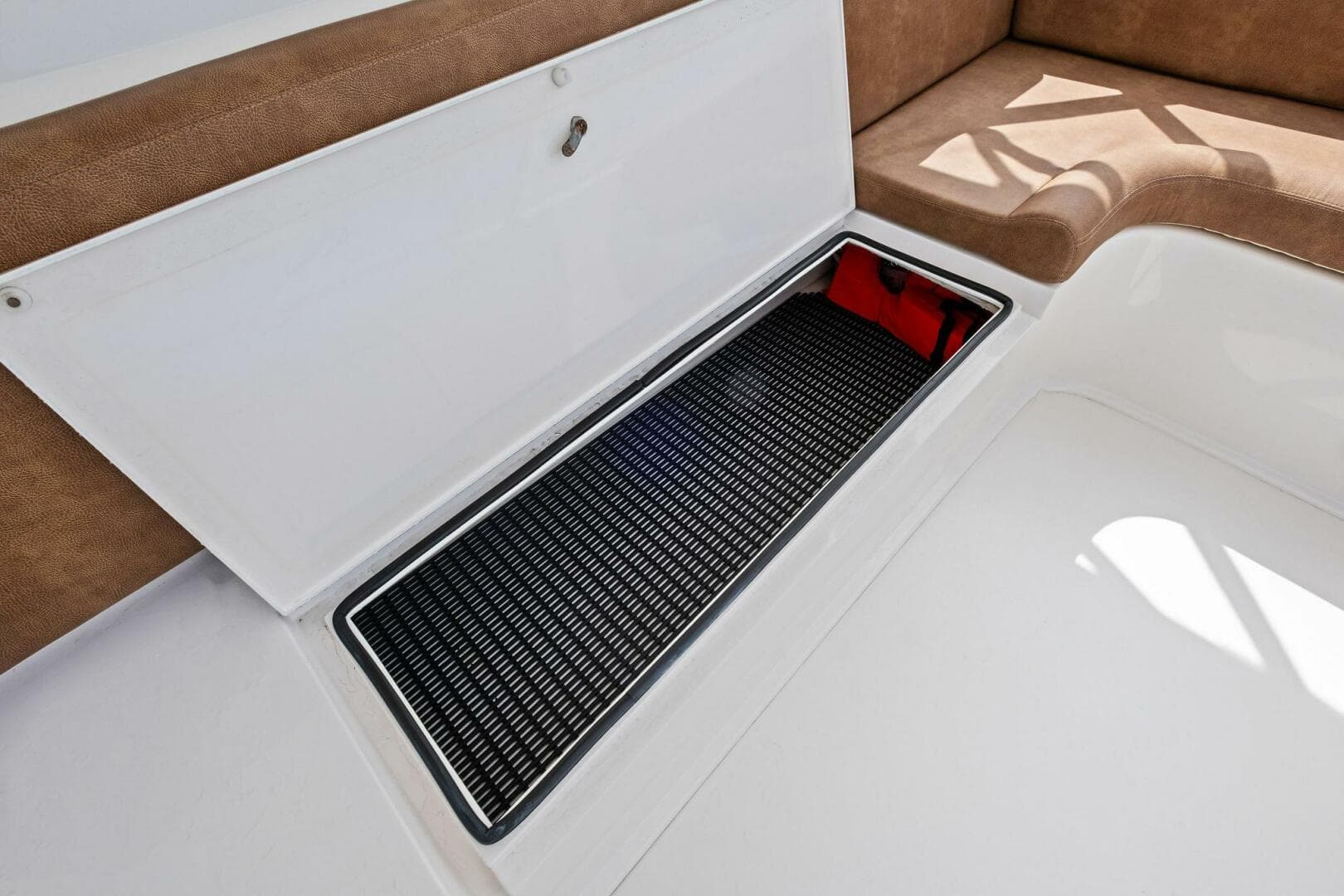 2006 Viking 56 Convertible — photo 54