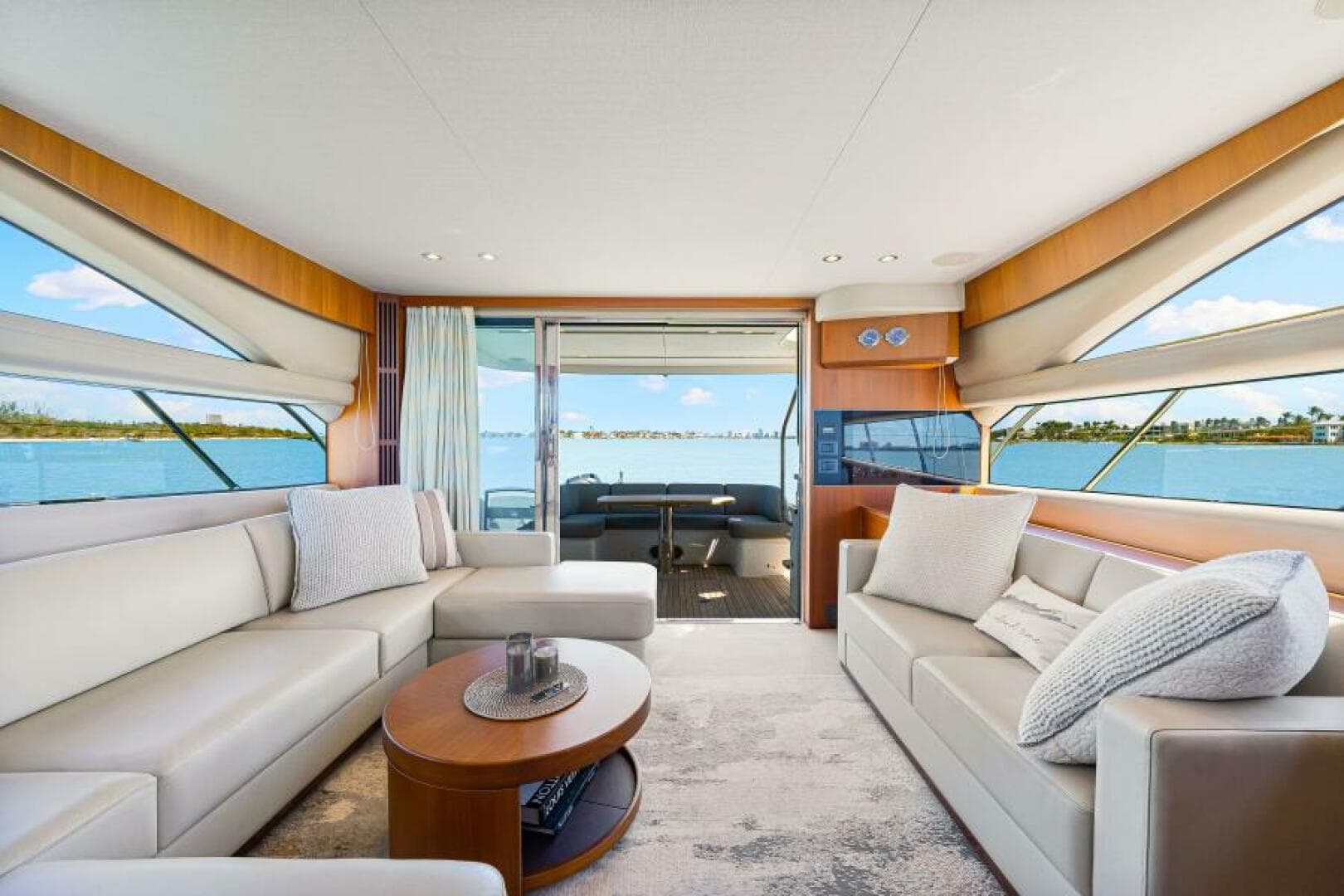 2017 Princess 56 — photo 58