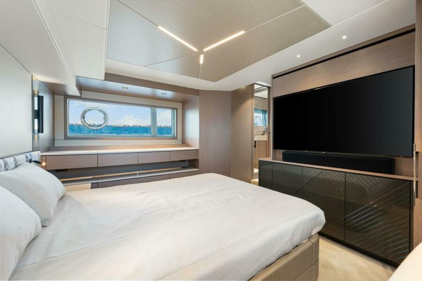 2021 Sunseeker Manhattan 55 — photo 63