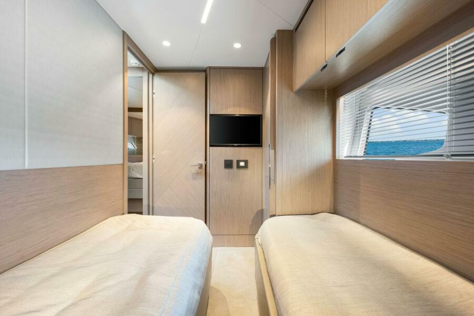 2021 Sunseeker Manhattan 55 — photo 69