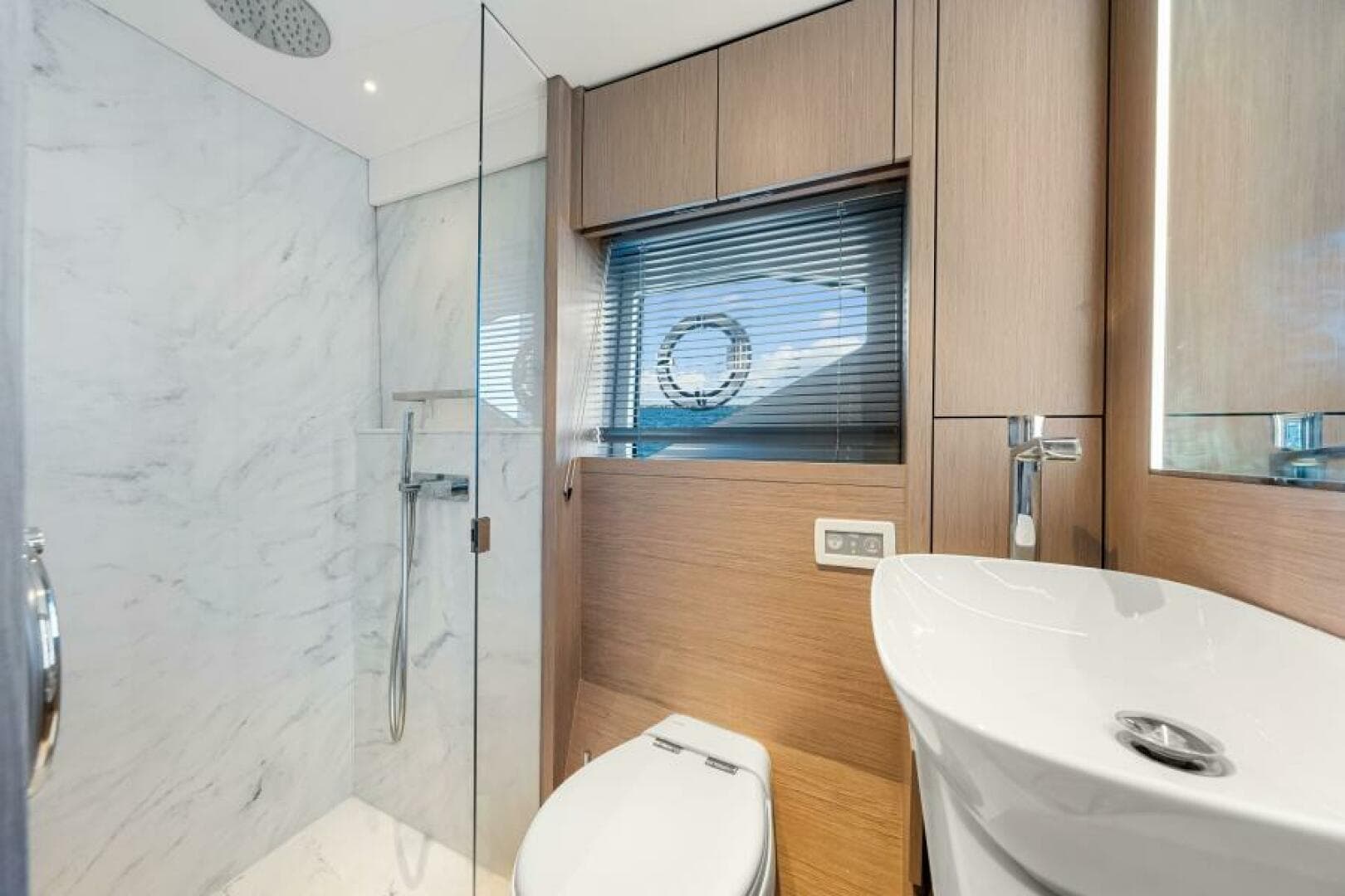 2021 Sunseeker Manhattan 55 — photo 65