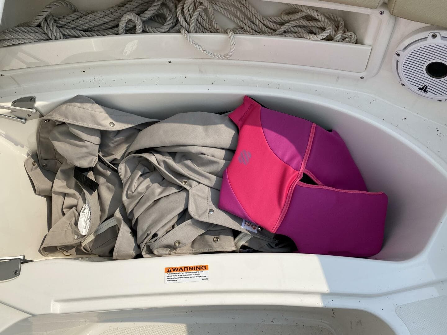 2021 Pursuit 266 Dual Console — photo 22