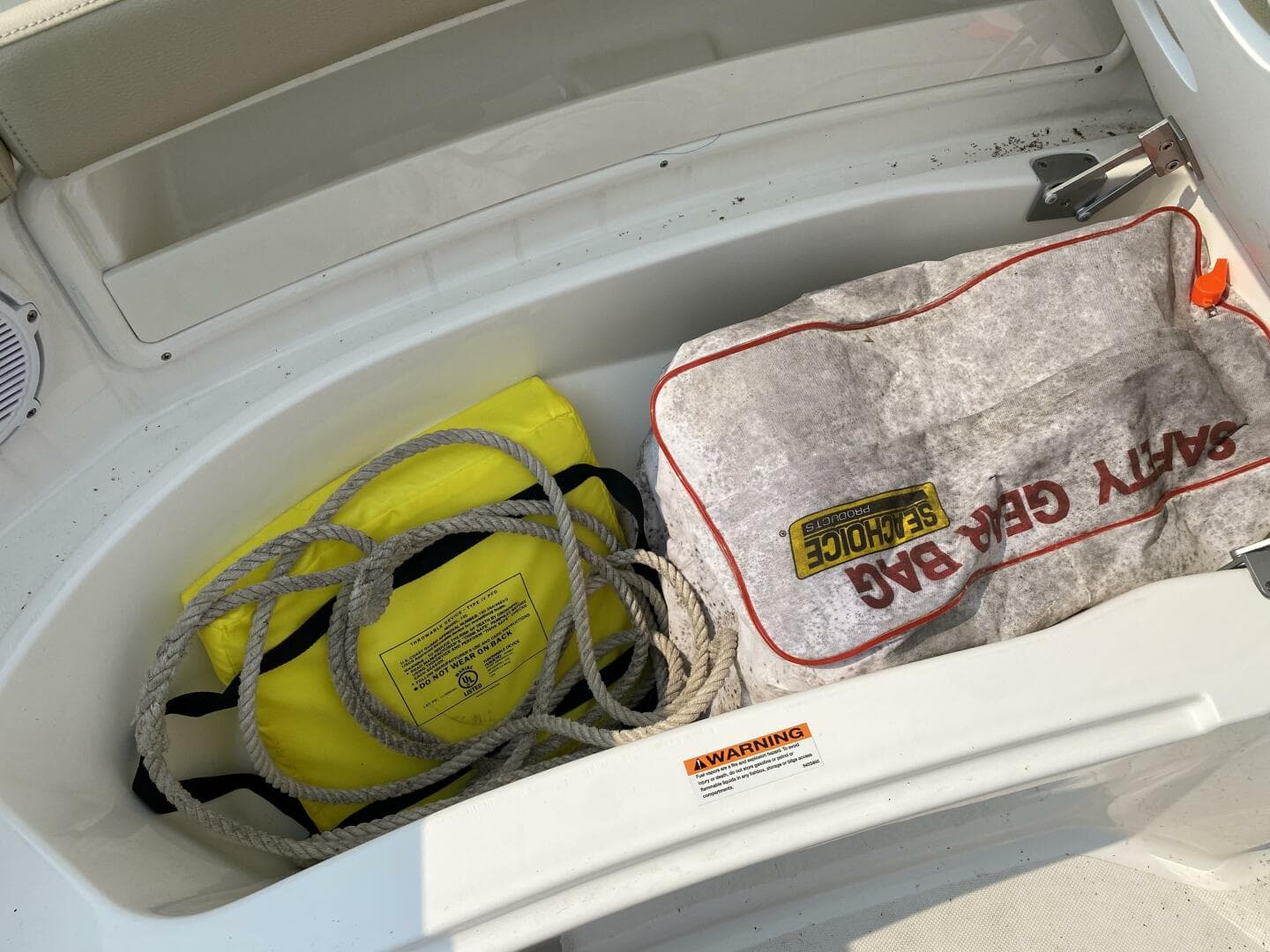 2021 Pursuit 266 Dual Console — photo 21