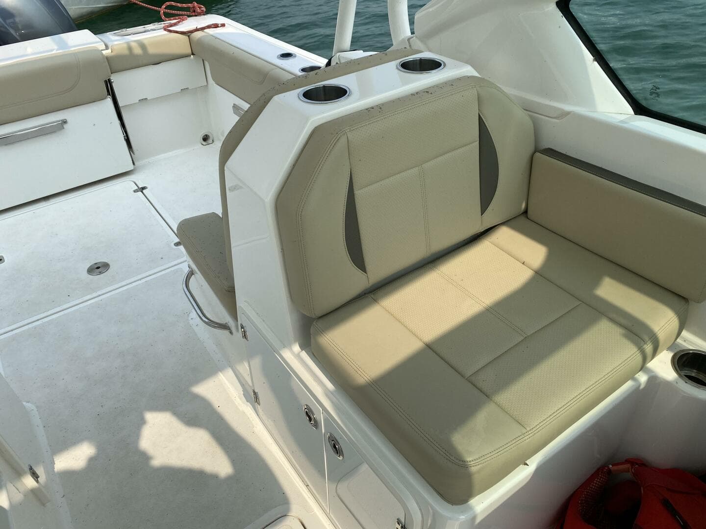 2021 Pursuit 266 Dual Console — photo 44