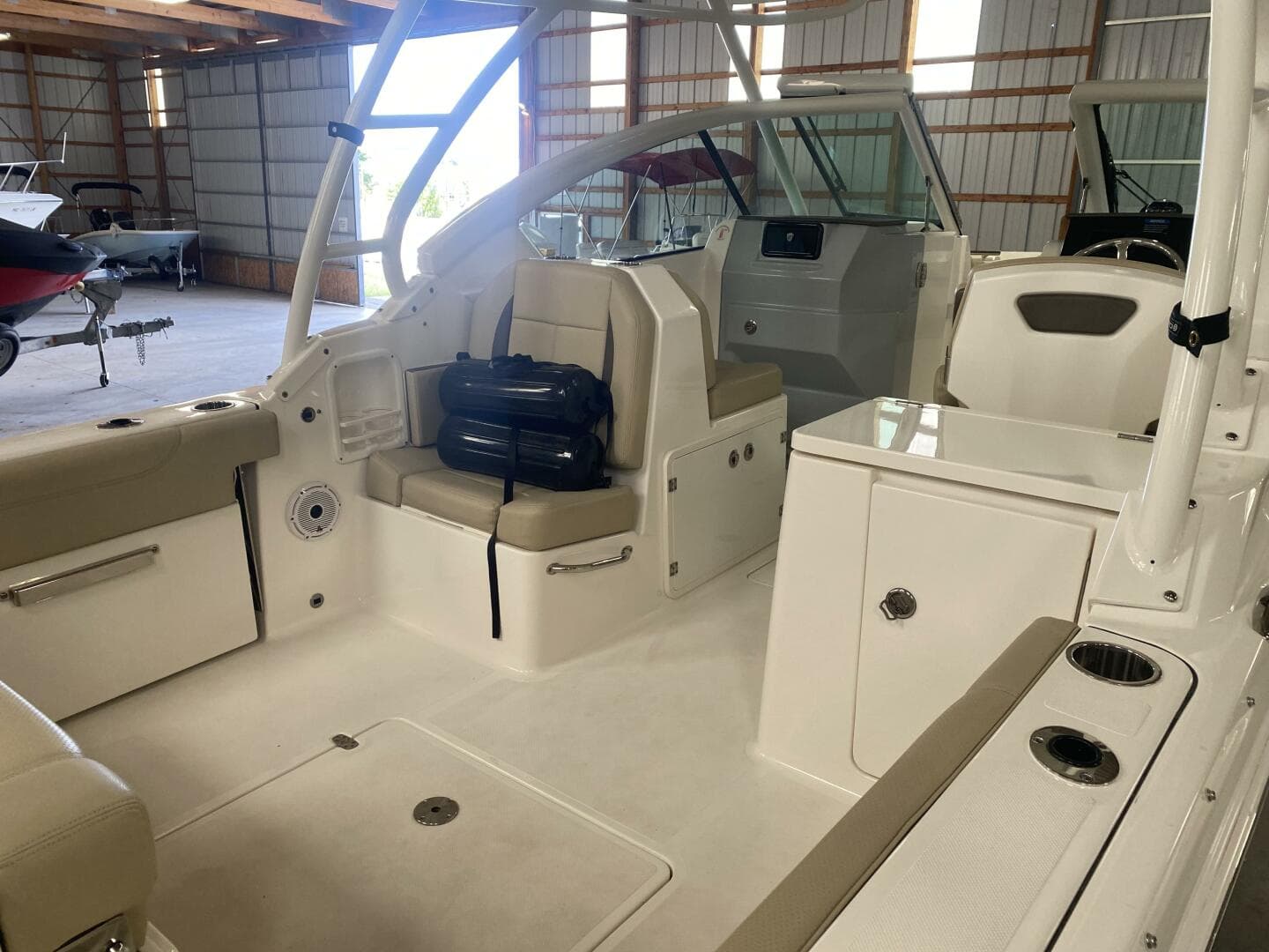 2021 Pursuit 266 Dual Console — photo 12