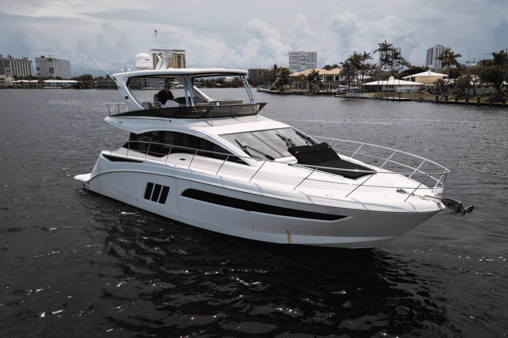 2017 Sea Ray 510 Fly — photo 4