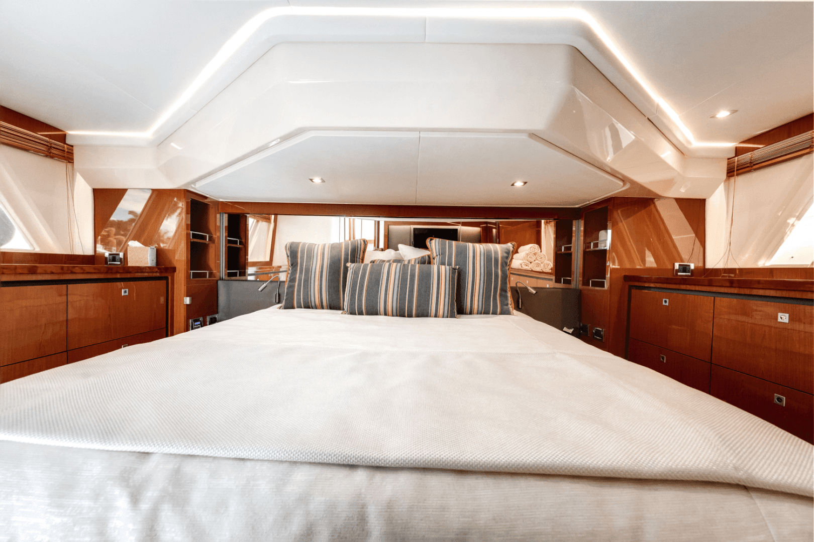 2017 Sea Ray 510 Fly — photo 17