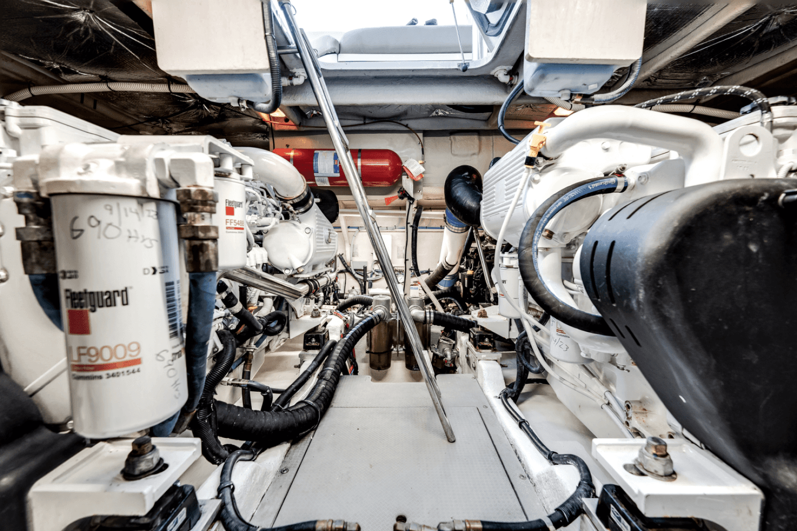 2017 Sea Ray 510 Fly — photo 47