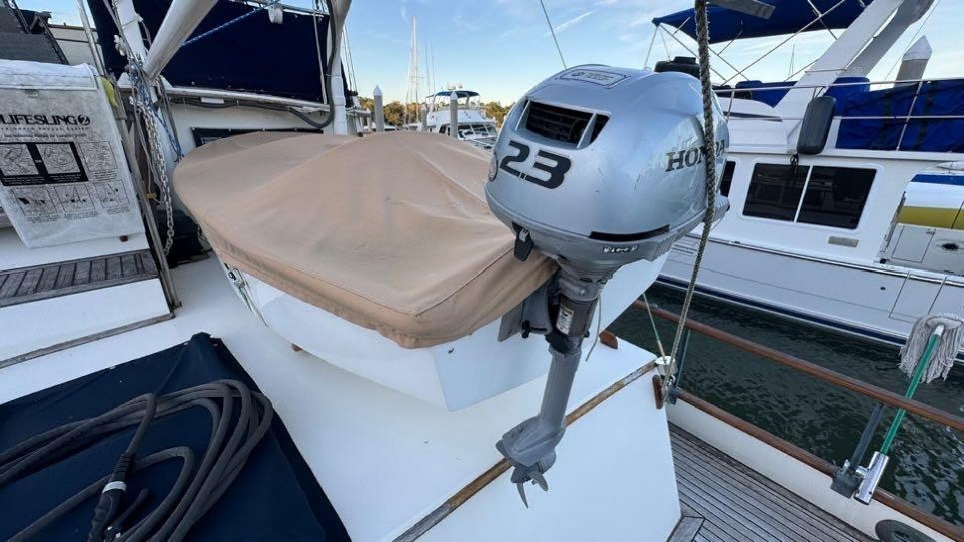 1978 Grand Banks 42 — photo 13