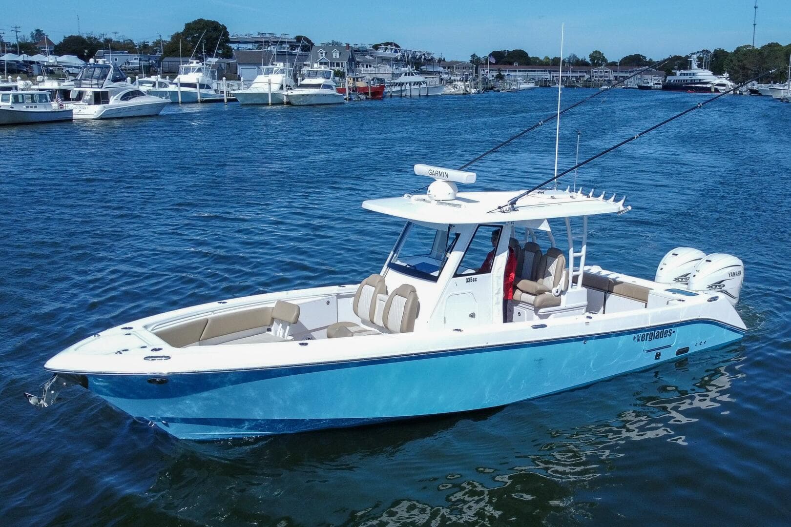 2023 Everglades 335 CC — photo 7